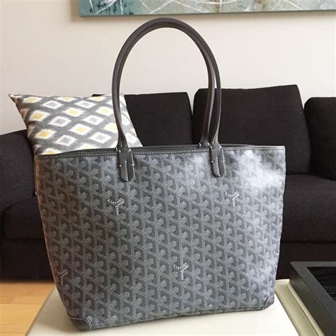 costo borse goyard|goyard bag price in paris.